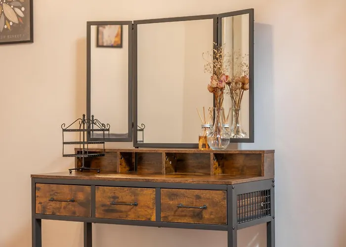 Classic Florentine Flat With Garden * Firenze